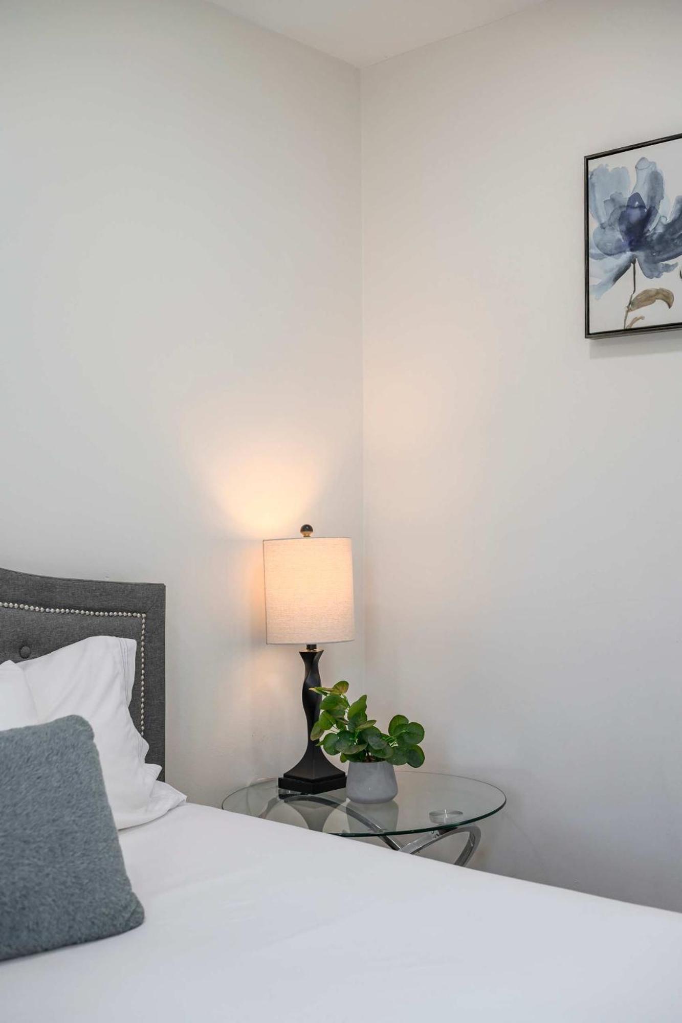 New Renovated 2B2B Apt Self Checkin Free Parking 1 Pasadena Exterior foto